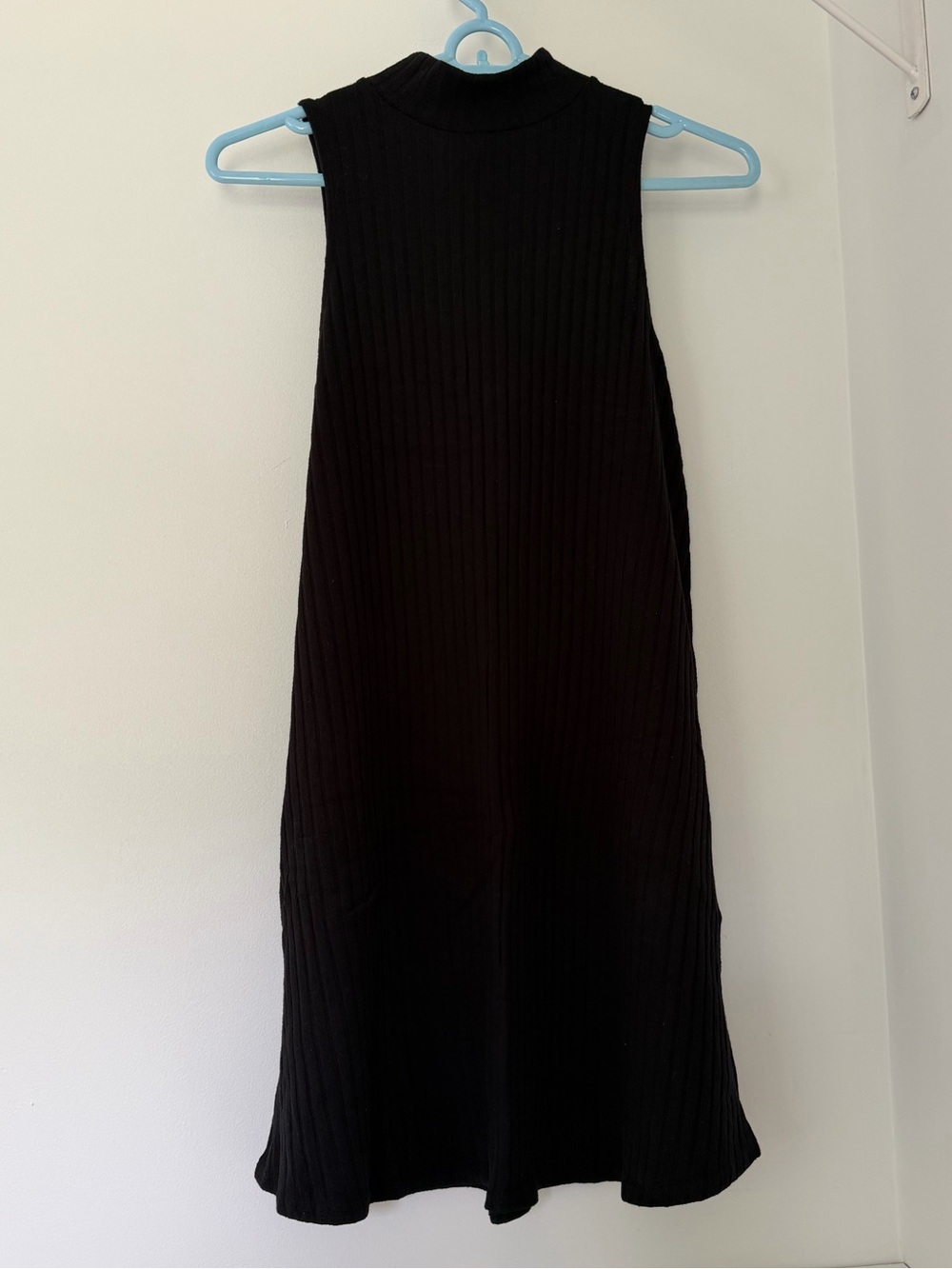 Wet Seal Black Ribbed Mock Neck Sleeveless Swing Dress, Size M